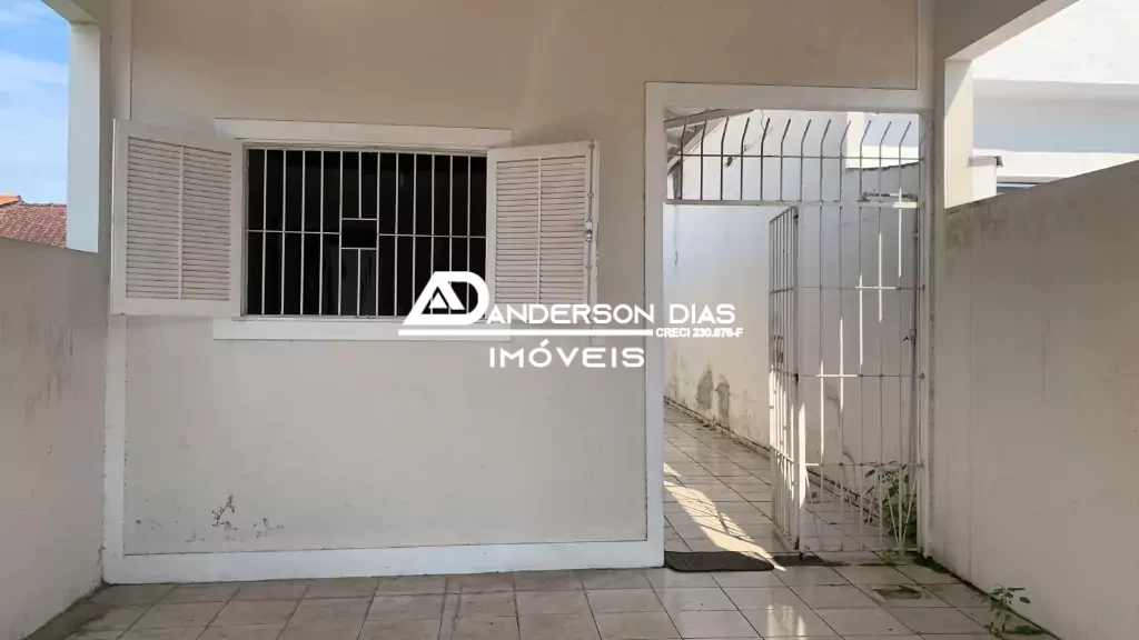 Casa com 2 dormitórios à venda, 72 m² por R$ 320.000 - Poiares - Caraguatatuba/SP